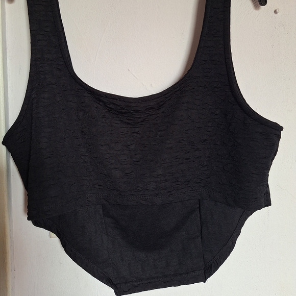 SHEIN 3XL Asymmetrical Textured Black Tank Top - Picture 4 of 4